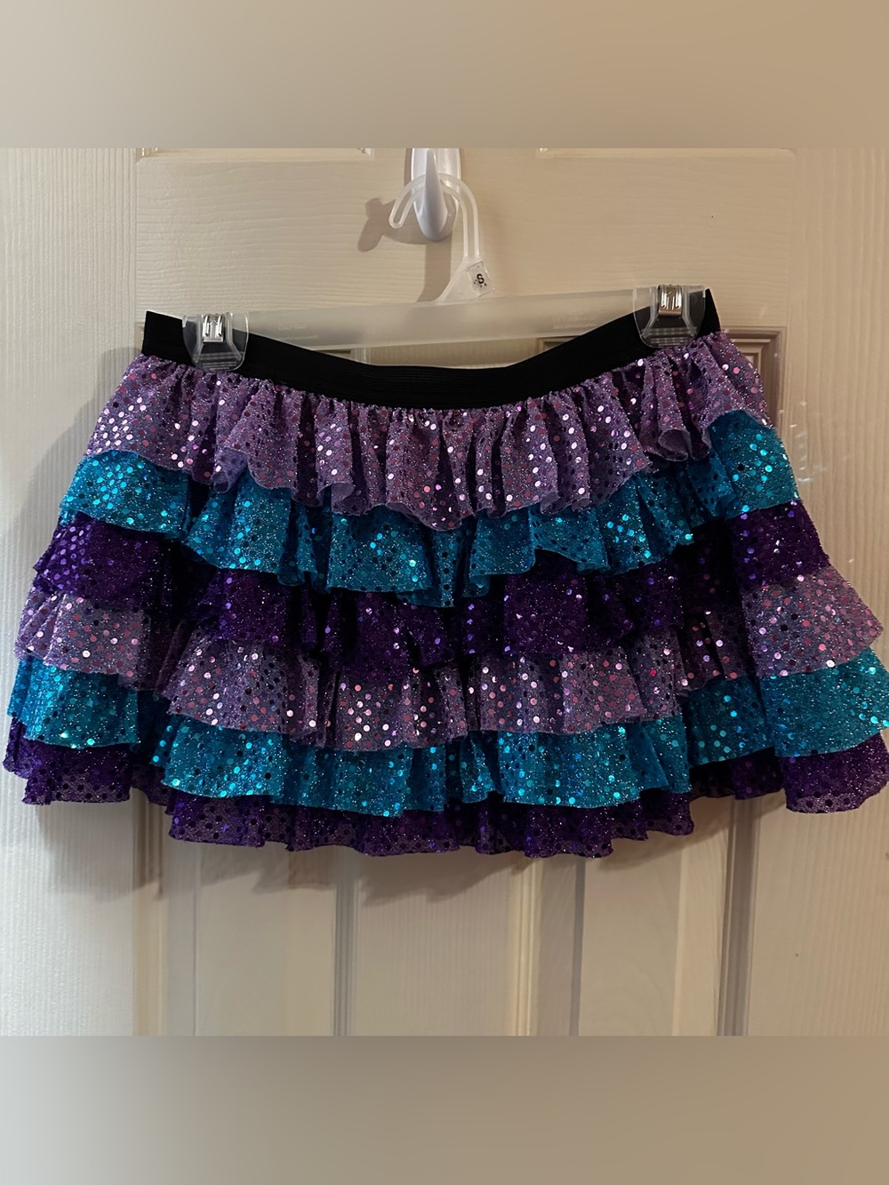 Sparkle Athletic Ruffle Skirt Small